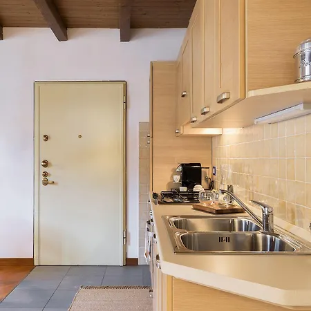 Contrada San Giacomo - Myhomeincomo Daire Como