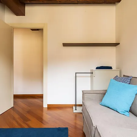 Contrada San Giacomo - Myhomeincomo *